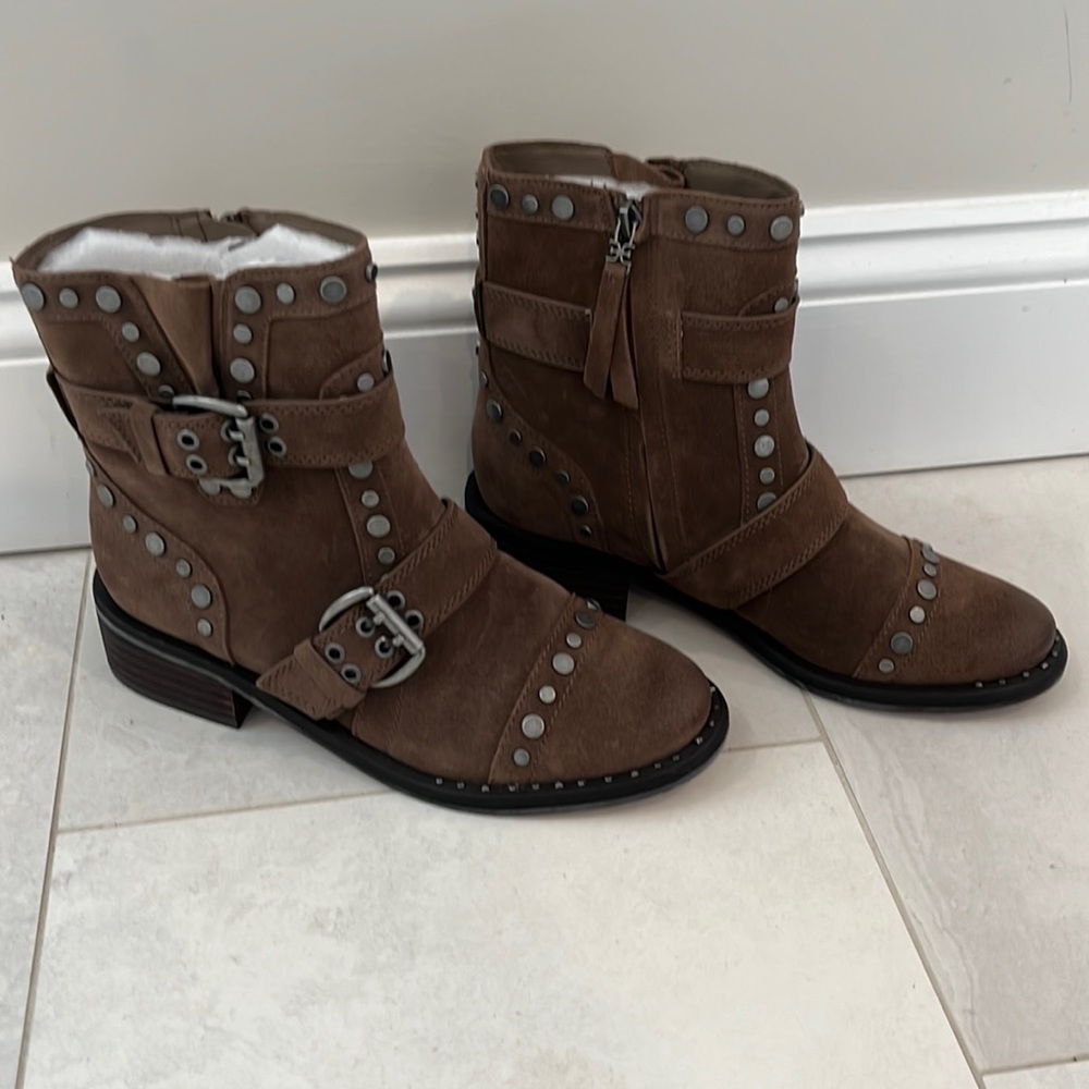 Sam Edelman NWB brown studded boots